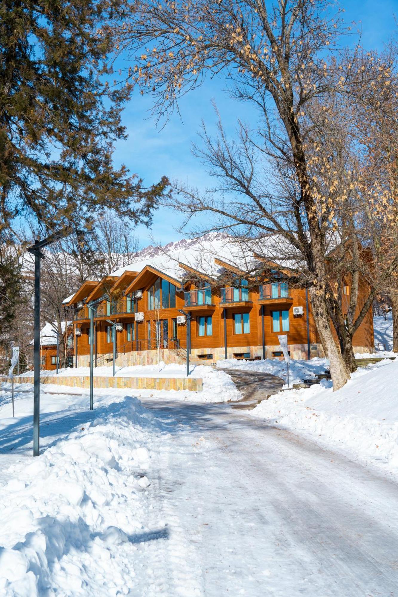 Green Hills Resort Uzbekistan Chimbaylyk Екстер'єр фото
